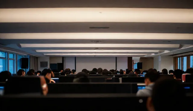 行业分类信息在业务发展趋势中的适用条件与选择依据